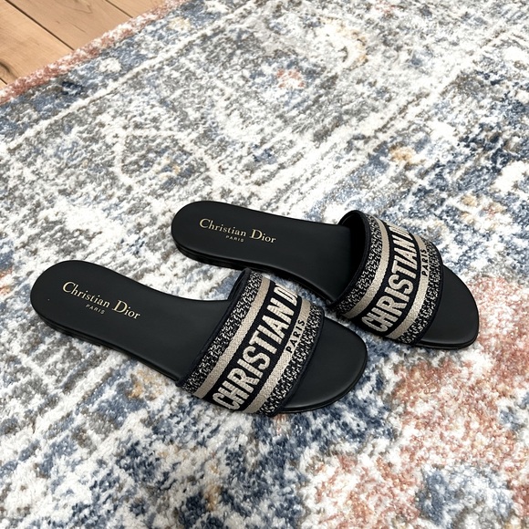 Dior Shoes - ❗️SOLD❗️Christian Dior Dway Slides